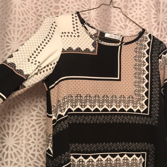 Long Blouse - Picture 2 of 4